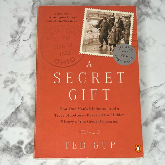 A Secret Gift book by Ted Gup - Picture 1 of 2